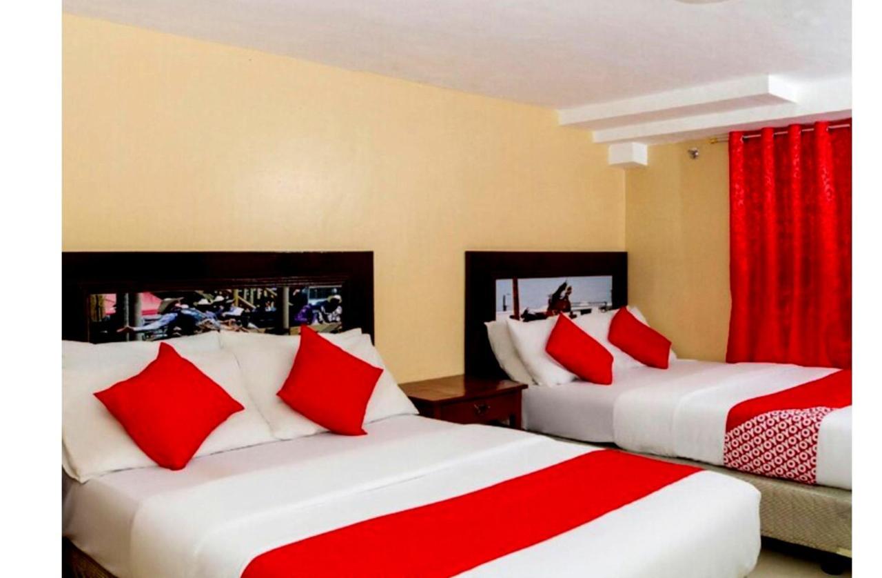 Oyo 133 Jazzy James Country Hotel 2 Davao Ngoại thất bức ảnh