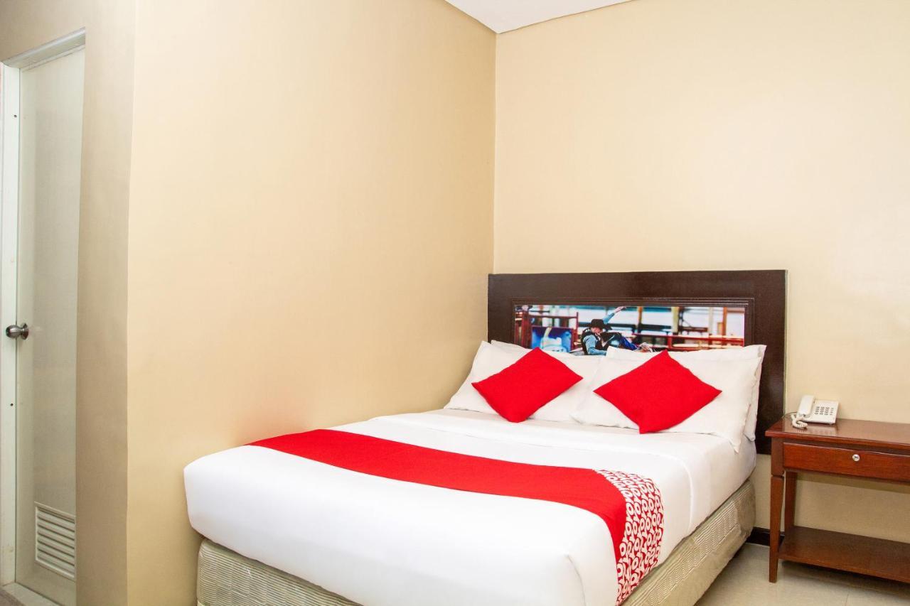 Oyo 133 Jazzy James Country Hotel 2 Davao Ngoại thất bức ảnh