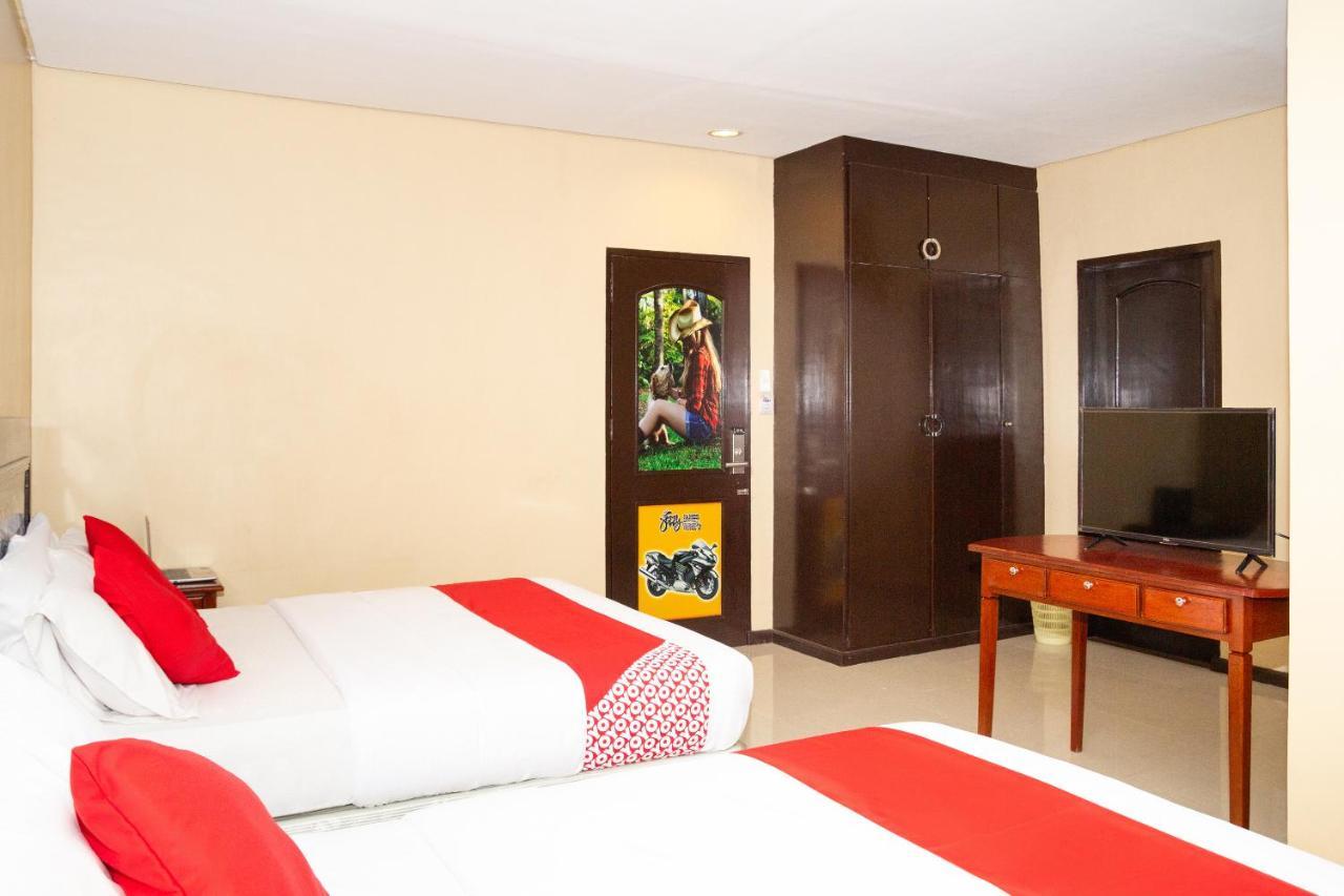 Oyo 133 Jazzy James Country Hotel 2 Davao Ngoại thất bức ảnh