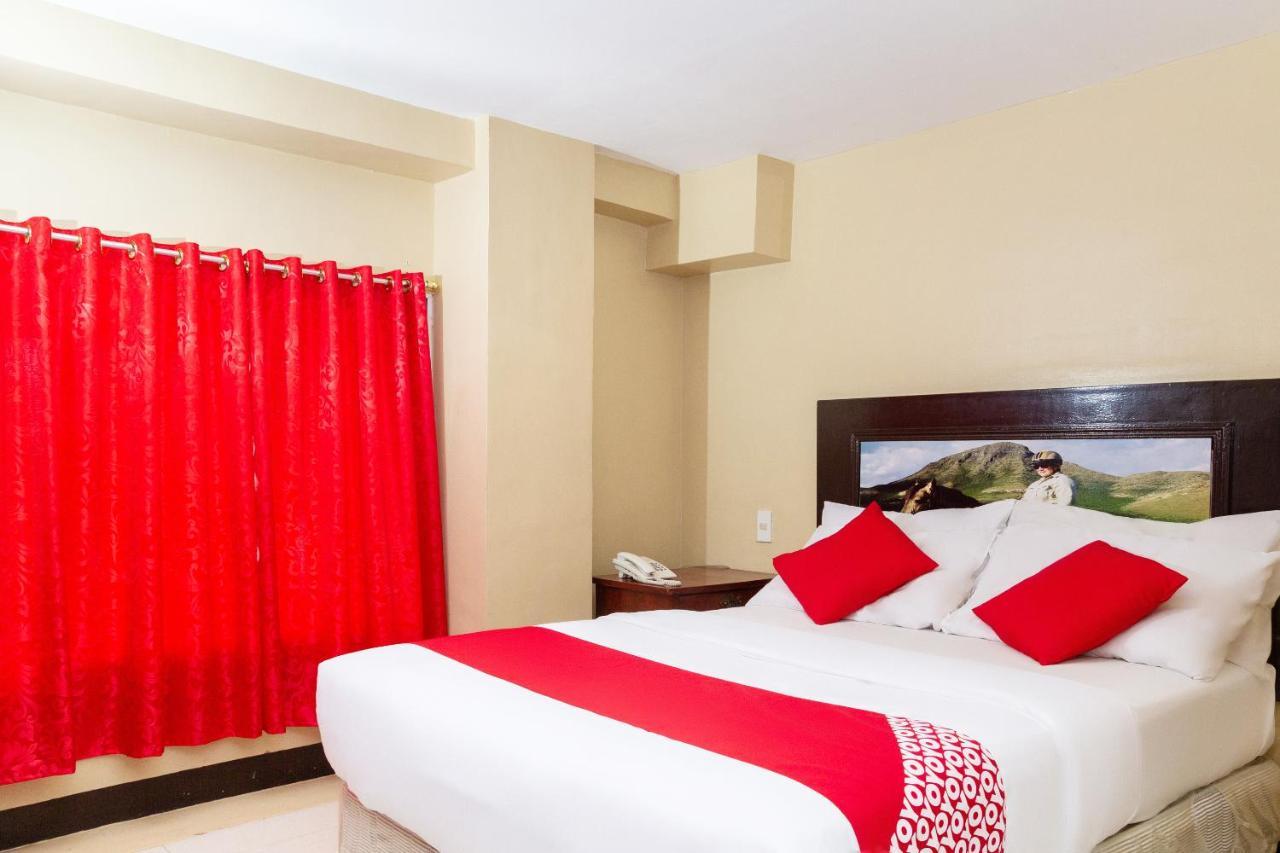 Oyo 133 Jazzy James Country Hotel 2 Davao Ngoại thất bức ảnh