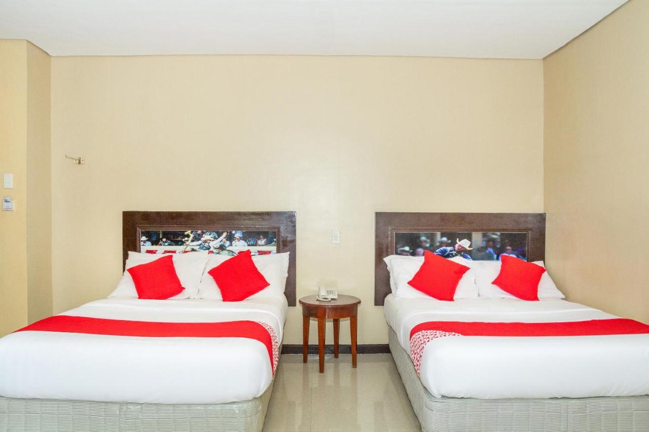 Oyo 133 Jazzy James Country Hotel 2 Davao Ngoại thất bức ảnh